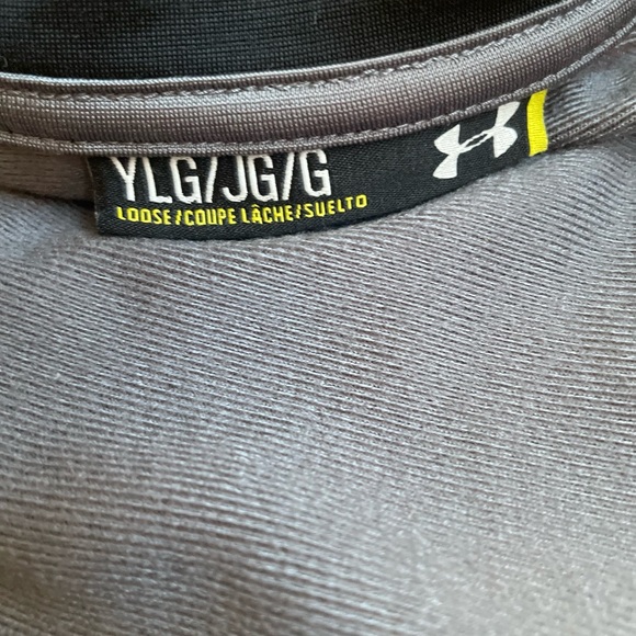 UNDER ARMOR Youth Zippered Grey and Black Sweatshirt size large - Picture 3 of 6